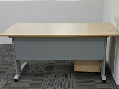 Kallang Pudding - Free-standing Desk with Curvy Series Table Legs and Modesty Panel