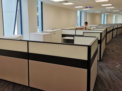 Temasek Polytechnic Phase 1B for Logistics Construction - T40 Series Workstations with Double Sided Glass and Swing Door Cabinets
