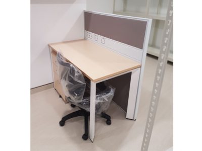 Nakano - T40 Workstation