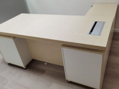 Office Furniture | Director's Desk | Front View | Nantes Series | KTF Management | Offitek