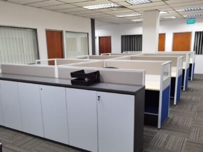 AEMP Pte Ltd - T40 Workstations with Customised Cabinets