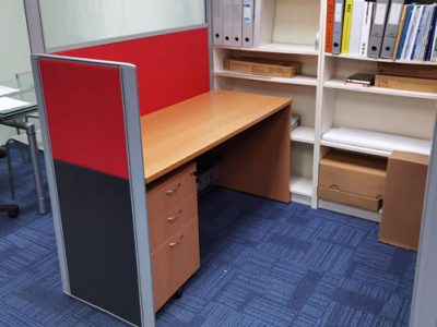 System Furniture Workstation with Mobile Pedestal