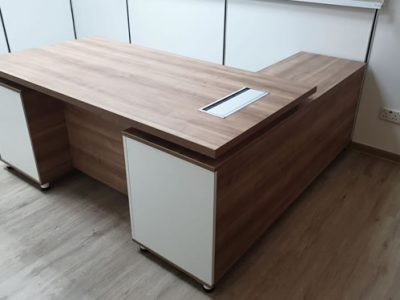 Hermes Abrasives - Nantes Director's Desk