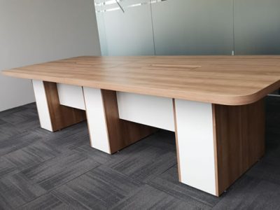 ONEPIP (Singapore) - Nantes Conference Table