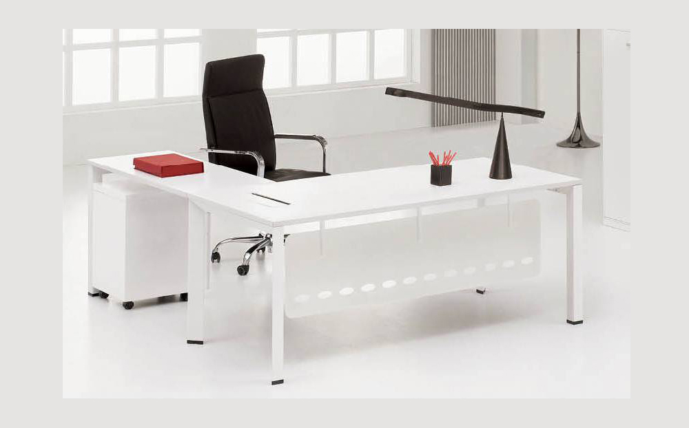 de-series_directors-desk_1