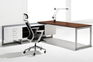 s2-series_directors-desk_2