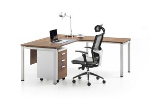 AL_Director's-Desk_2