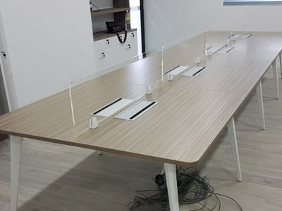 Wish Controls Pte Ltd - Rectangular Table with Clear Acrylic Clip-on Panel and Built-in Wirebox