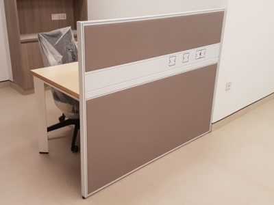 Nakano - T40 Workstation